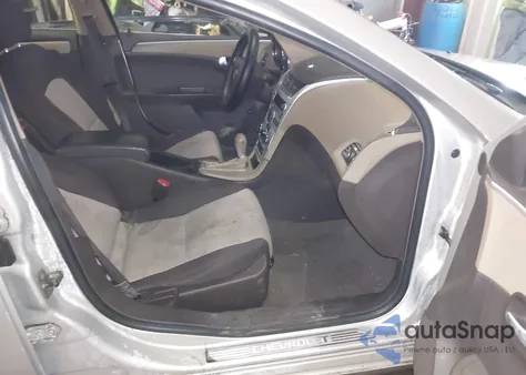 2009 Chevrolet Malibu Ls z USA, uszkodzony, nr VIN 1G1ZG57B394198398